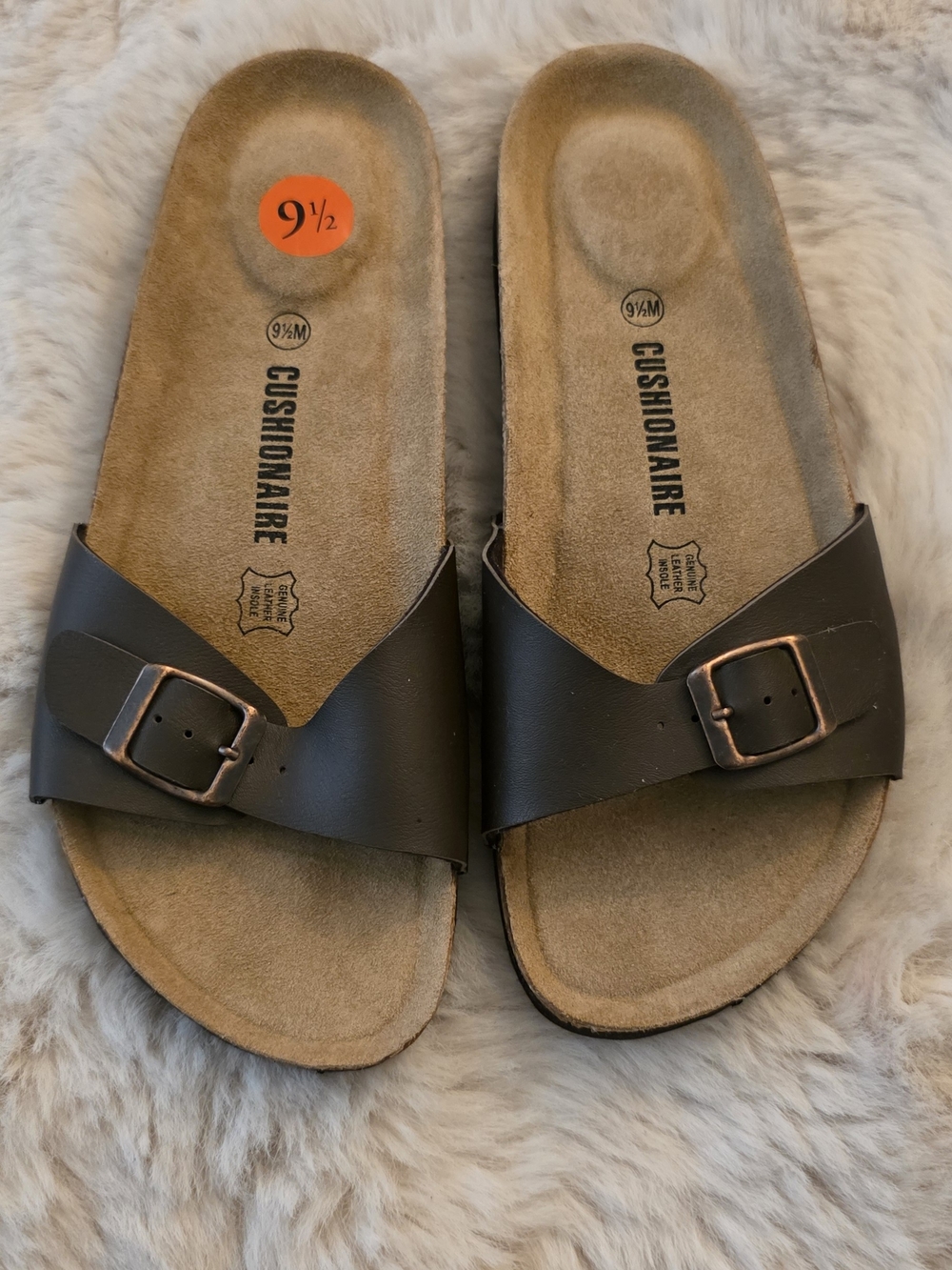 Cushionaire Women's Brown Buckle Slide Sandals